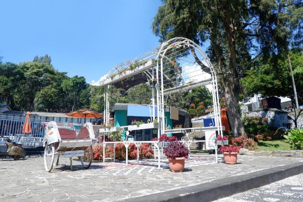 Oyo 908 Taman Wisata Kopeng Salatiga
